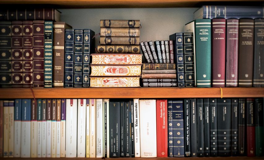 Quando o silêncio se torna um risco: Os órgãos públicos brasileiros precisam preservar seus acervos digitais e o que pode acontecer se não fizerem isso.